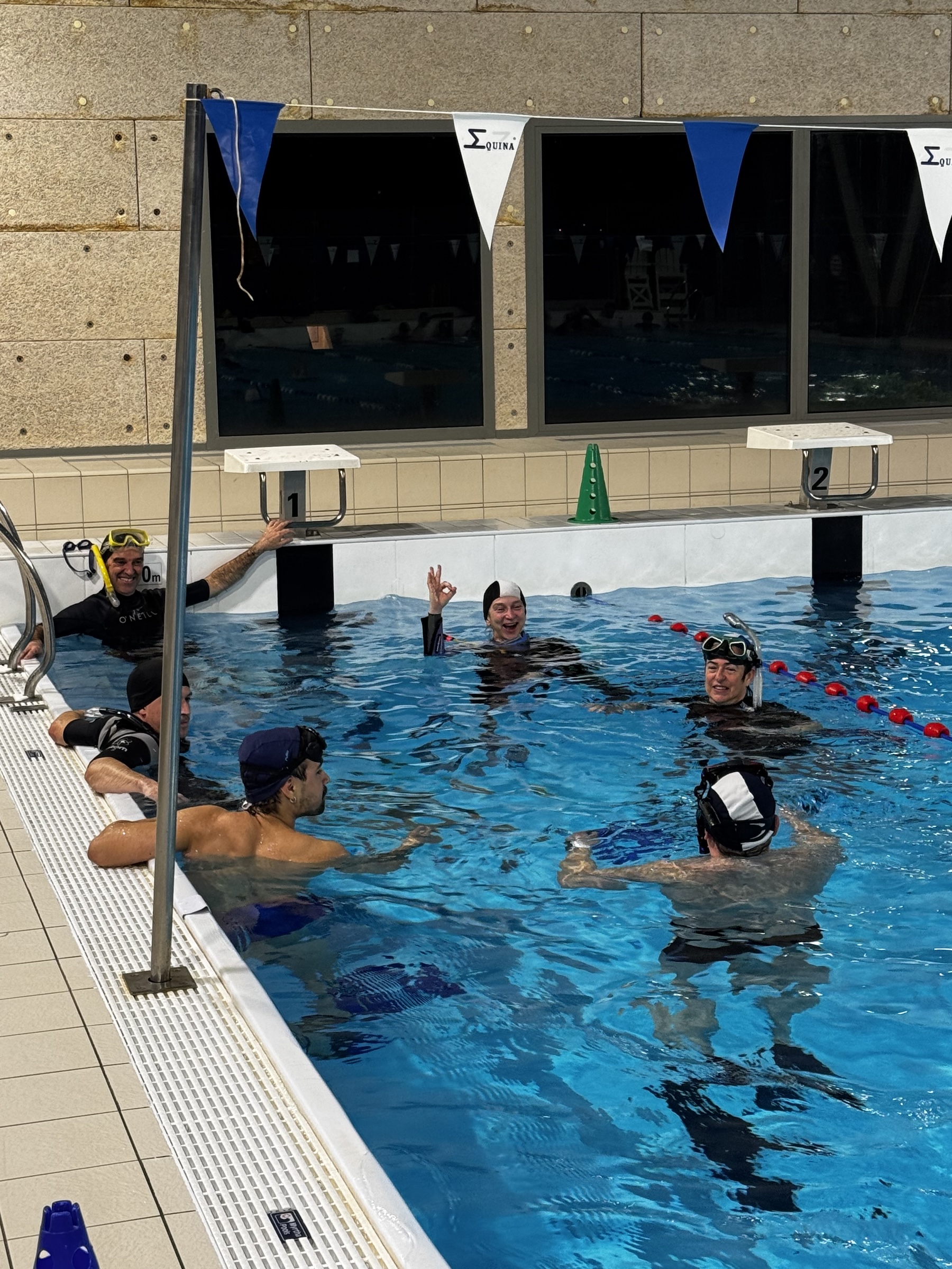Séance de préparation en piscine avec le club